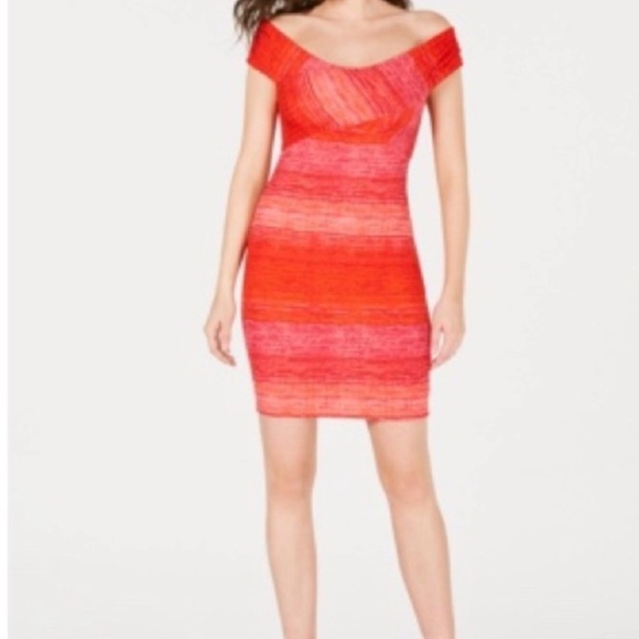 Guess Dresses & Skirts - Off Shoulder Dress Size 4